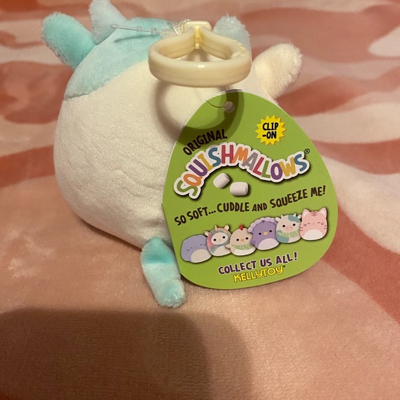 Belena clip Squishmallow, new with tags - Picture 2 of 2